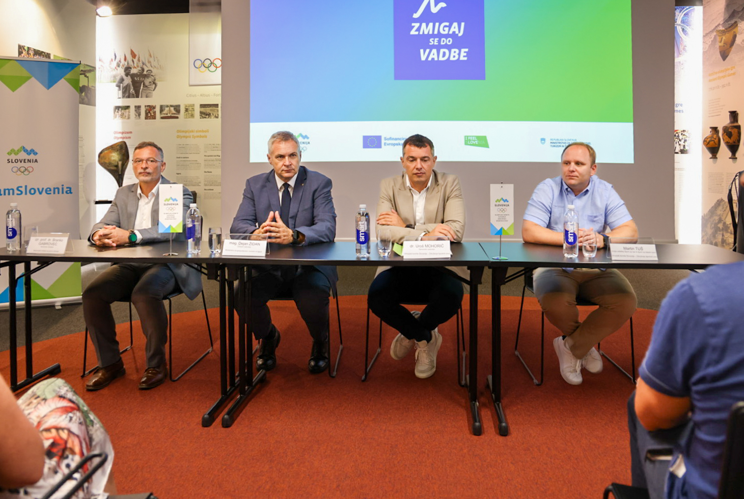 nk-ob-podpisu-pogodb-z-izvajalci-projekta-zmigaj-se-do-vadbe_54742684442_o